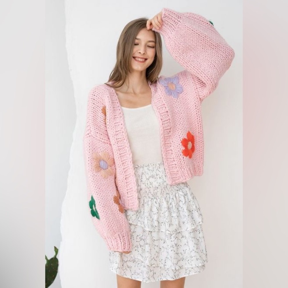 Cute hand stitch 3D flower cardigan new with tag